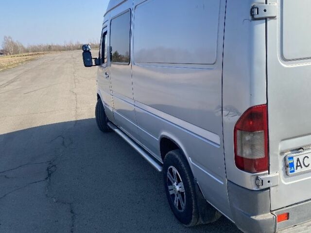 Серый Мерседес Sprinter, объемом двигателя 2.1 л и пробегом 687 тыс. км за 7602 $, фото 13 на Automoto.ua