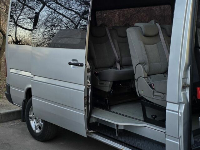 Серый Мерседес Sprinter, объемом двигателя 2.1 л и пробегом 400 тыс. км за 8502 $, фото 10 на Automoto.ua