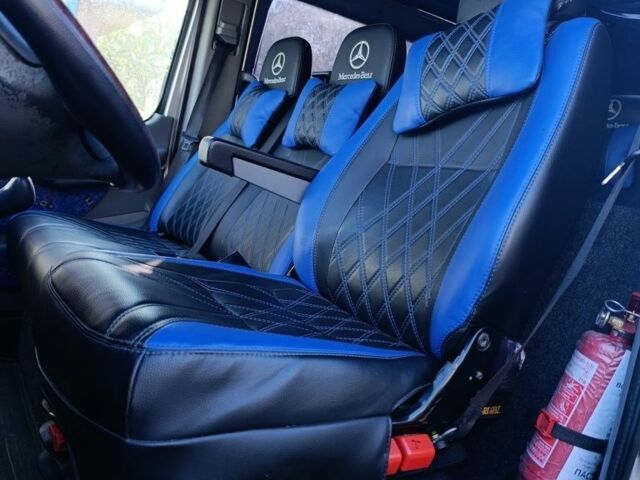 Серый Мерседес Sprinter, объемом двигателя 2.2 л и пробегом 1000 тыс. км за 9994 $, фото 3 на Automoto.ua
