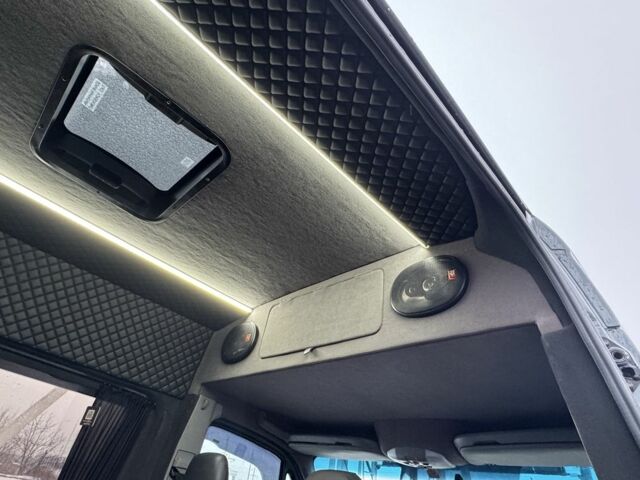 Сірий Мерседес Sprinter, об'ємом двигуна 2.1 л та пробігом 590 тис. км за 13000 $, фото 13 на Automoto.ua