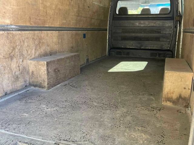 Серый Мерседес Sprinter, объемом двигателя 2.1 л и пробегом 748 тыс. км за 10992 $, фото 10 на Automoto.ua