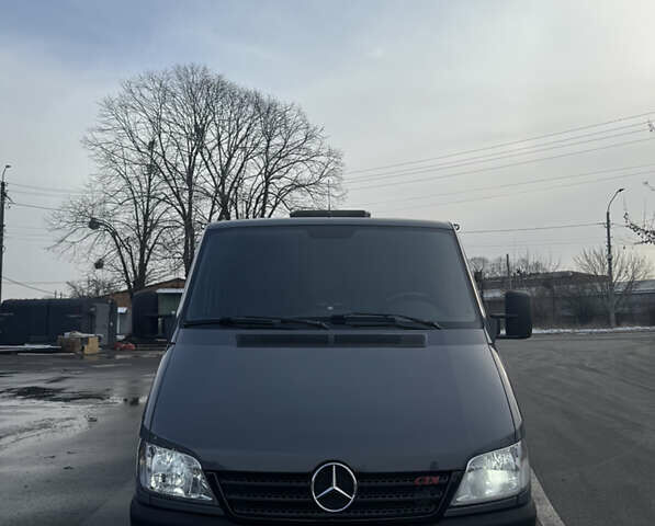 Сірий Мерседес Sprinter, об'ємом двигуна 2.69 л та пробігом 500 тис. км за 17999 $, фото 7 на Automoto.ua