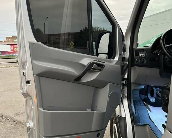 Серый Мерседес Sprinter, объемом двигателя 2.14 л и пробегом 344 тыс. км за 16500 $, фото 21 на Automoto.ua