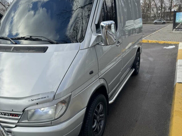 Серый Мерседес Sprinter, объемом двигателя 2.15 л и пробегом 60 тыс. км за 7999 $, фото 5 на Automoto.ua