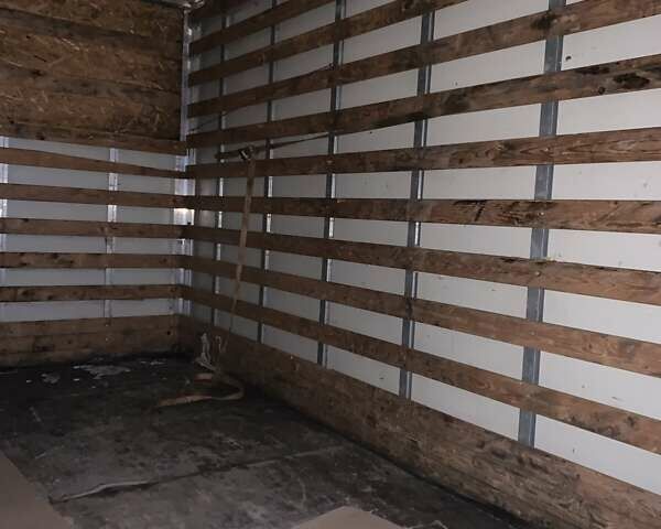 Серый Мерседес Sprinter, объемом двигателя 2.7 л и пробегом 494 тыс. км за 12900 $, фото 12 на Automoto.ua