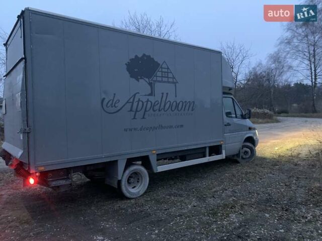 Серый Мерседес Sprinter, объемом двигателя 2.7 л и пробегом 494 тыс. км за 12900 $, фото 5 на Automoto.ua