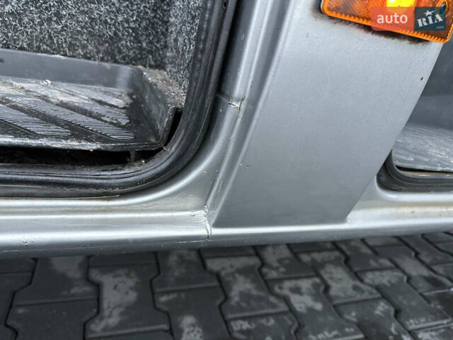 Сірий Мерседес Sprinter, об'ємом двигуна 2.15 л та пробігом 760 тис. км за 8900 $, фото 24 на Automoto.ua