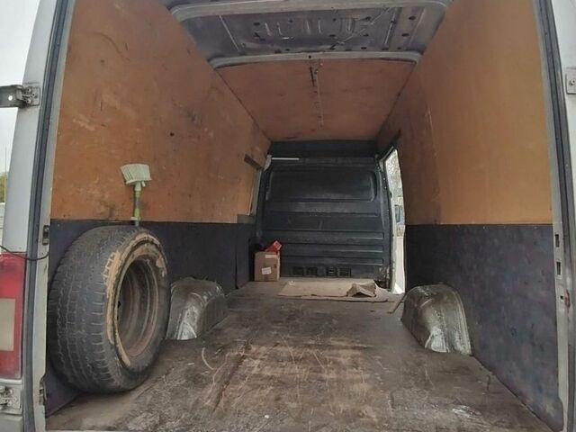 Сірий Мерседес Sprinter, об'ємом двигуна 2.15 л та пробігом 739 тис. км за 7500 $, фото 6 на Automoto.ua