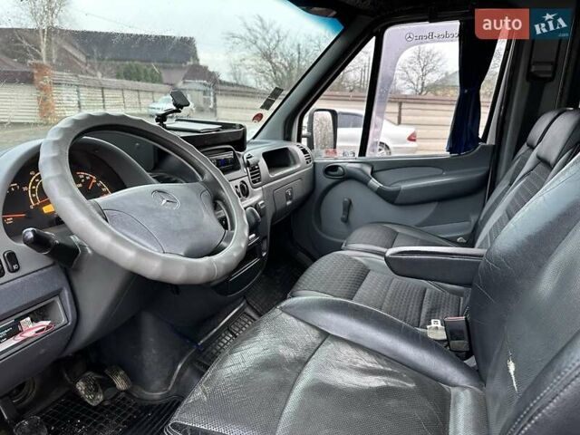 Серый Мерседес Sprinter, объемом двигателя 2.2 л и пробегом 700 тыс. км за 7900 $, фото 18 на Automoto.ua