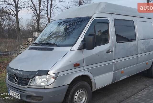 Сірий Мерседес Sprinter, об'ємом двигуна 2.15 л та пробігом 650 тис. км за 8000 $, фото 2 на Automoto.ua