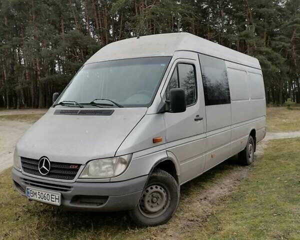 Серый Мерседес Sprinter, объемом двигателя 2.15 л и пробегом 730 тыс. км за 8800 $, фото 4 на Automoto.ua
