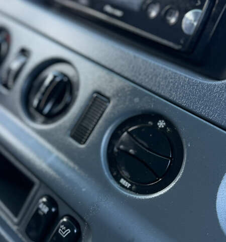 Серый Мерседес Sprinter, объемом двигателя 0 л и пробегом 398 тыс. км за 10300 $, фото 15 на Automoto.ua