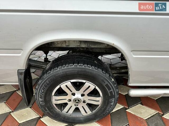 Серый Мерседес Sprinter, объемом двигателя 2.2 л и пробегом 700 тыс. км за 7900 $, фото 8 на Automoto.ua