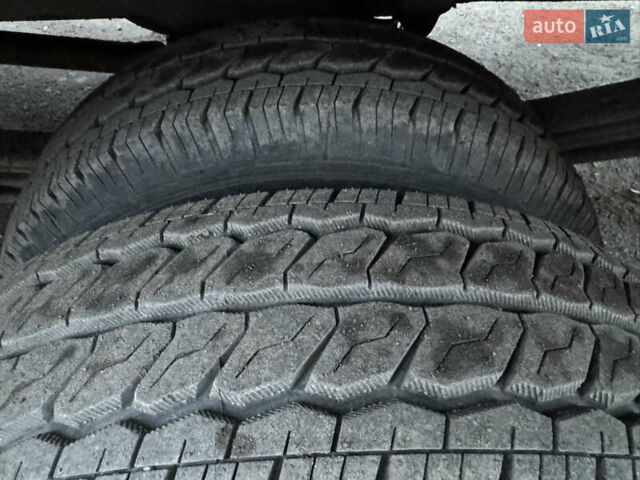 Серый Мерседес Sprinter, объемом двигателя 2.7 л и пробегом 398 тыс. км за 18900 $, фото 2 на Automoto.ua