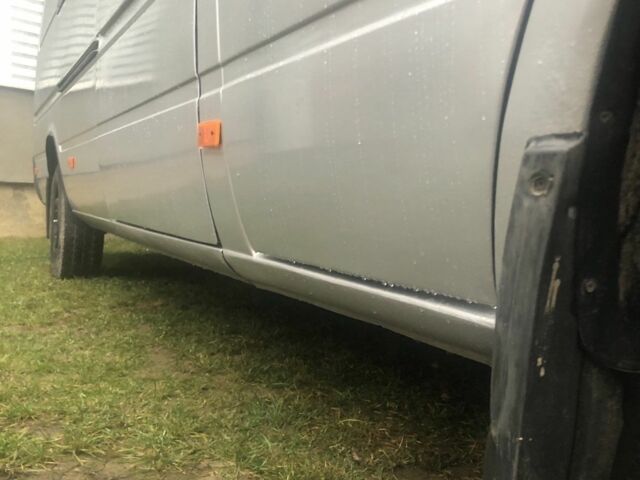 Сірий Мерседес Sprinter, об'ємом двигуна 2.1 л та пробігом 50 тис. км за 9000 $, фото 5 на Automoto.ua