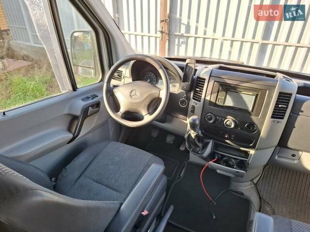 Сірий Мерседес Sprinter, об'ємом двигуна 2.15 л та пробігом 410 тис. км за 9500 $, фото 16 на Automoto.ua