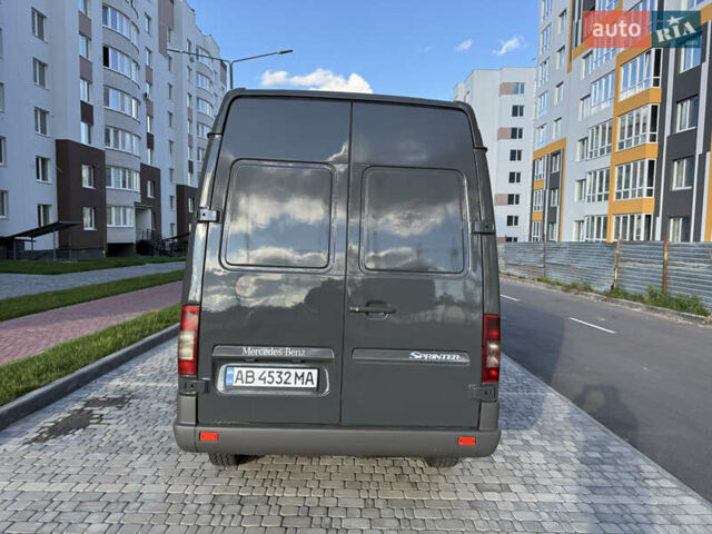 Серый Мерседес Sprinter, объемом двигателя 2.2 л и пробегом 400 тыс. км за 9800 $, фото 5 на Automoto.ua
