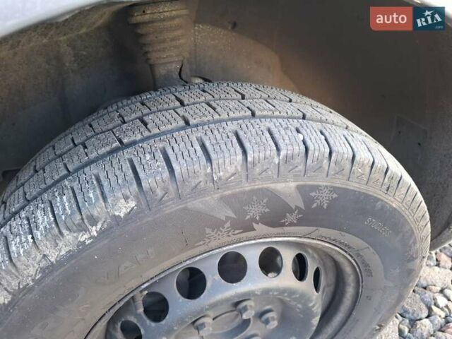 Сірий Мерседес Sprinter, об'ємом двигуна 2.15 л та пробігом 410 тис. км за 9500 $, фото 17 на Automoto.ua