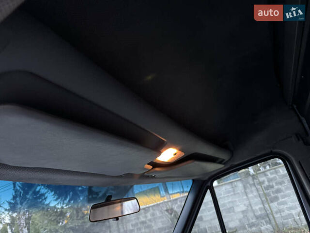 Серый Мерседес Sprinter, объемом двигателя 2.7 л и пробегом 398 тыс. км за 18900 $, фото 11 на Automoto.ua