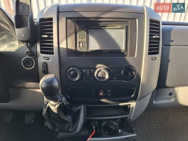 Сірий Мерседес Sprinter, об'ємом двигуна 2.15 л та пробігом 410 тис. км за 9500 $, фото 12 на Automoto.ua