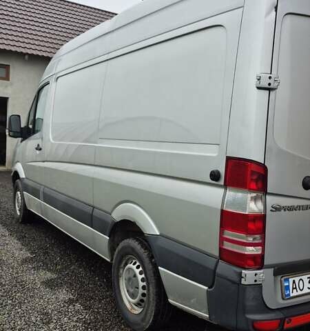 Серый Мерседес Sprinter, объемом двигателя 2.1 л и пробегом 415 тыс. км за 10000 $, фото 3 на Automoto.ua