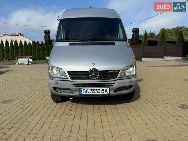 Серый Мерседес Sprinter, объемом двигателя 2.7 л и пробегом 366 тыс. км за 14500 $, фото 5 на Automoto.ua