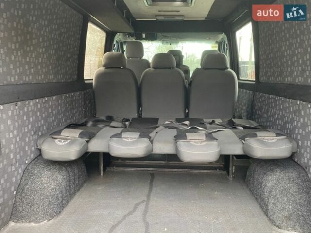 Серый Мерседес Sprinter, объемом двигателя 2.2 л и пробегом 150 тыс. км за 8600 $, фото 20 на Automoto.ua