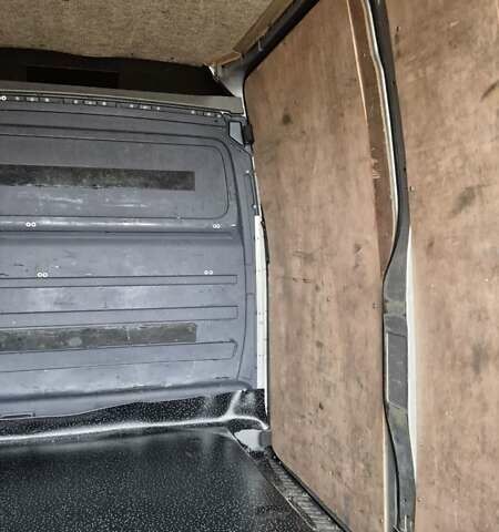 Серый Мерседес Sprinter, объемом двигателя 2.1 л и пробегом 415 тыс. км за 10000 $, фото 8 на Automoto.ua
