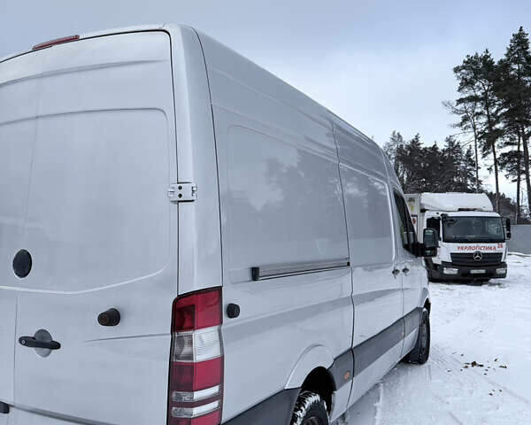 Сірий Мерседес Sprinter, об'ємом двигуна 2.15 л та пробігом 520 тис. км за 11800 $, фото 22 на Automoto.ua
