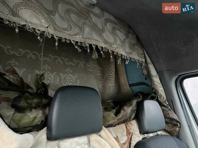 Серый Мерседес Sprinter, объемом двигателя 3 л и пробегом 500 тыс. км за 12000 $, фото 11 на Automoto.ua