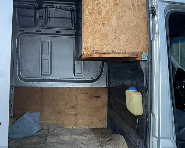Серый Мерседес Sprinter, объемом двигателя 3 л и пробегом 500 тыс. км за 12000 $, фото 10 на Automoto.ua