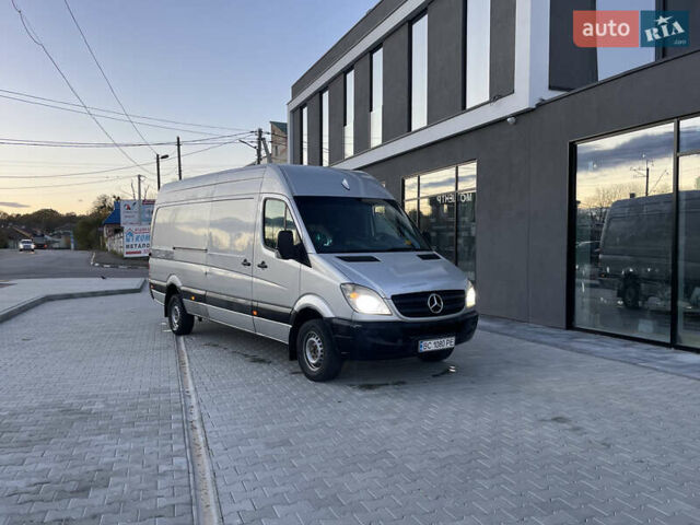 Серый Мерседес Sprinter, объемом двигателя 3 л и пробегом 500 тыс. км за 12000 $, фото 8 на Automoto.ua