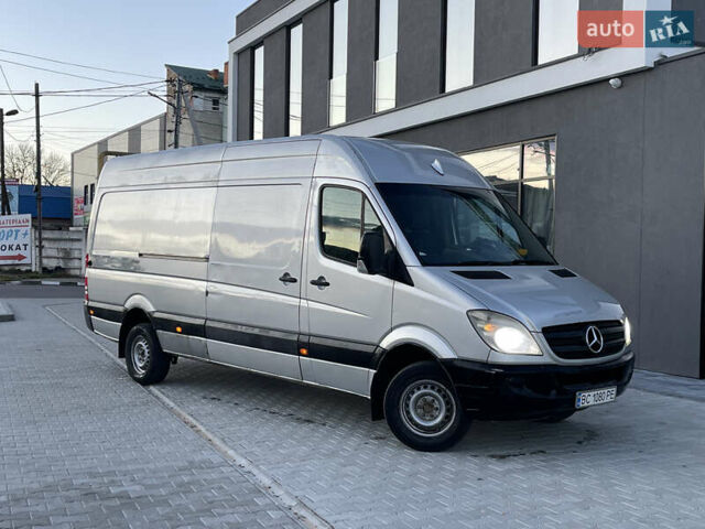 Серый Мерседес Sprinter, объемом двигателя 3 л и пробегом 500 тыс. км за 12000 $, фото 7 на Automoto.ua