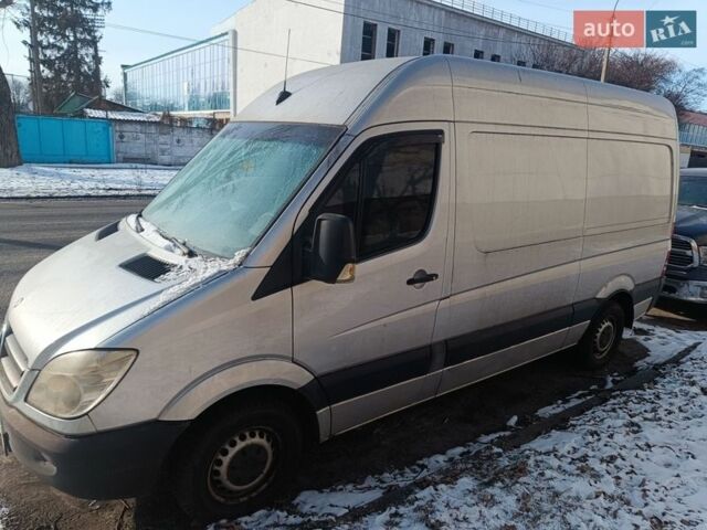 Сірий Мерседес Sprinter, об'ємом двигуна 2.1 л та пробігом 350 тис. км за 7600 $, фото 1 на Automoto.ua