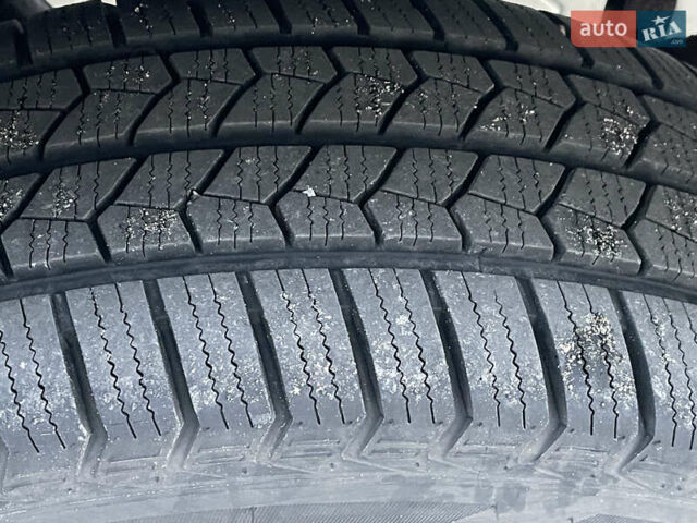 Серый Мерседес Sprinter, объемом двигателя 3 л и пробегом 500 тыс. км за 12000 $, фото 19 на Automoto.ua