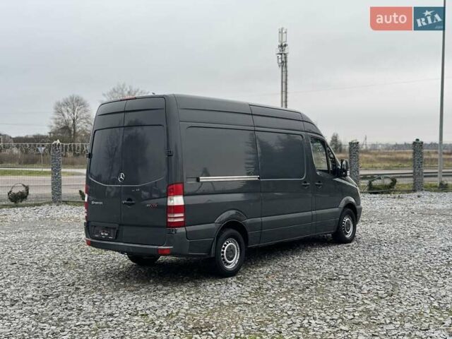 Серый Мерседес Sprinter, объемом двигателя 2.15 л и пробегом 444 тыс. км за 11350 $, фото 6 на Automoto.ua