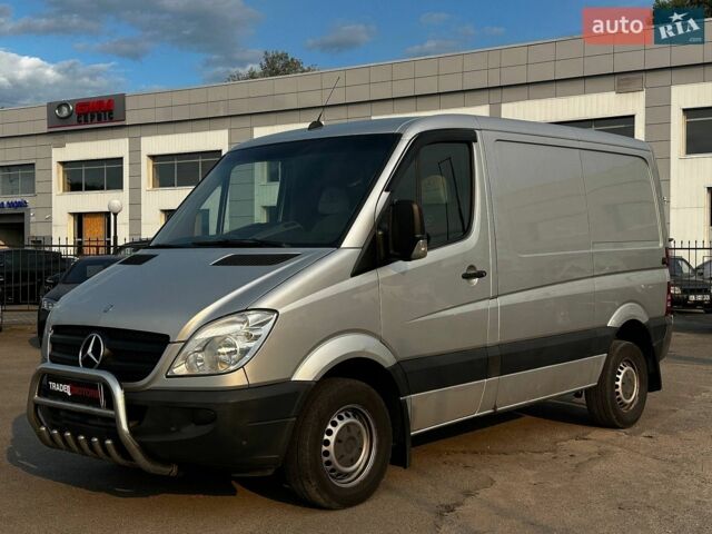 Сірий Мерседес Sprinter, об'ємом двигуна 2.14 л та пробігом 228 тис. км за 14490 $, фото 4 на Automoto.ua