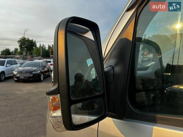 Сірий Мерседес Sprinter, об'ємом двигуна 2.14 л та пробігом 228 тис. км за 13490 $, фото 11 на Automoto.ua