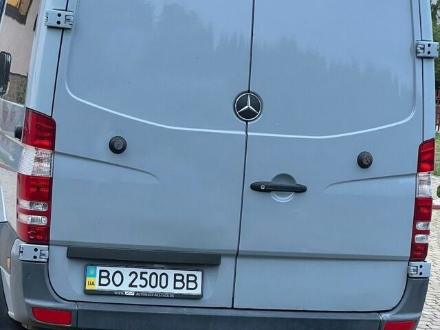 Серый Мерседес Sprinter, объемом двигателя 2.14 л и пробегом 288 тыс. км за 15500 $, фото 7 на Automoto.ua