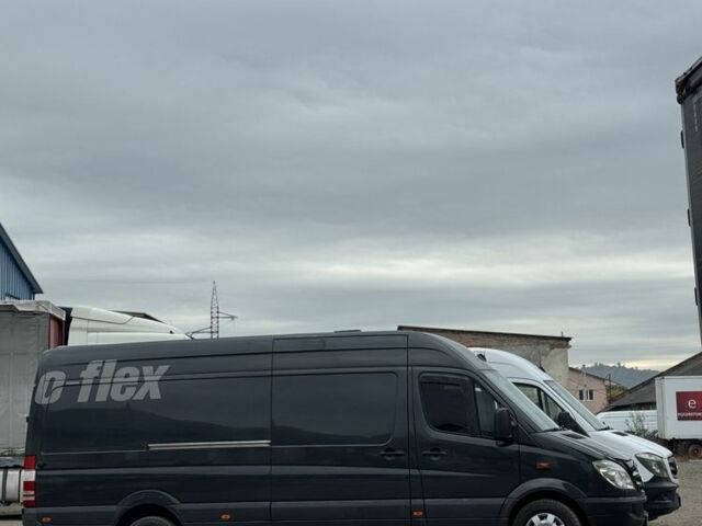 Сірий Мерседес Sprinter, об'ємом двигуна 2.1 л та пробігом 500 тис. км за 13500 $, фото 3 на Automoto.ua