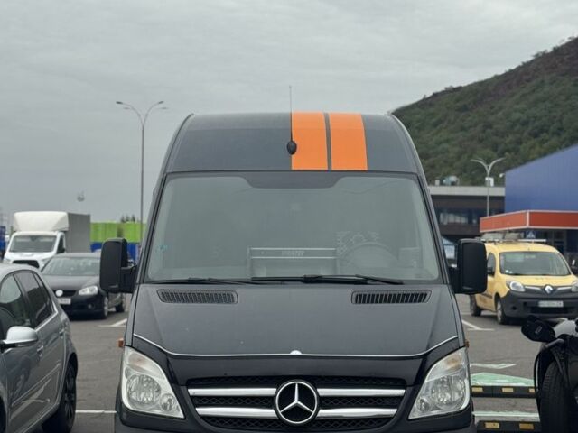 Сірий Мерседес Sprinter, об'ємом двигуна 2.1 л та пробігом 500 тис. км за 13500 $, фото 1 на Automoto.ua