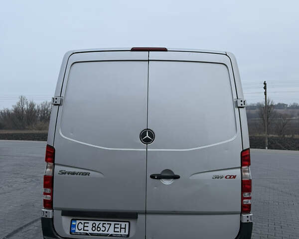 Сірий Мерседес Sprinter, об'ємом двигуна 2.99 л та пробігом 401 тис. км за 13500 $, фото 4 на Automoto.ua