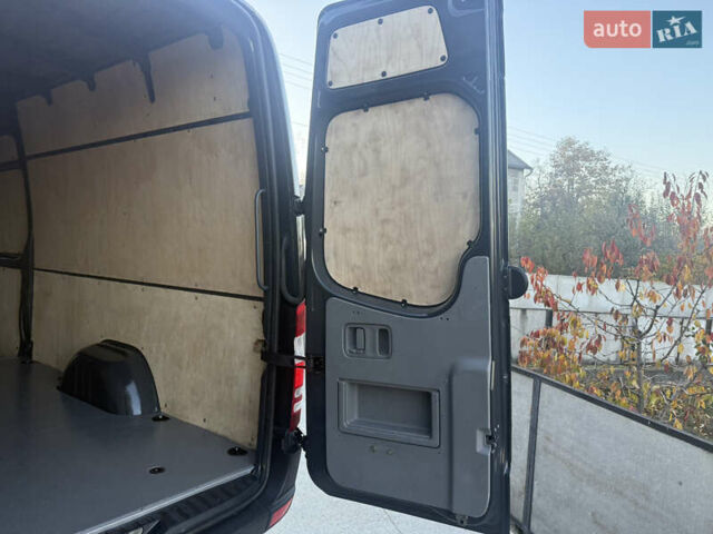 Мерседес Sprinter 2011 у Чернівцях на Automoto.ua Сірий Мерседес Sprinter, об'ємом двигуна 3 л та пробігом 460 тис. км за 17900 $, фото 16 на Automoto.ua