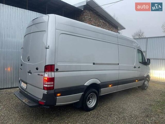 Серый Мерседес Sprinter, объемом двигателя 2.14 л и пробегом 340 тыс. км за 20000 $, фото 3 на Automoto.ua
