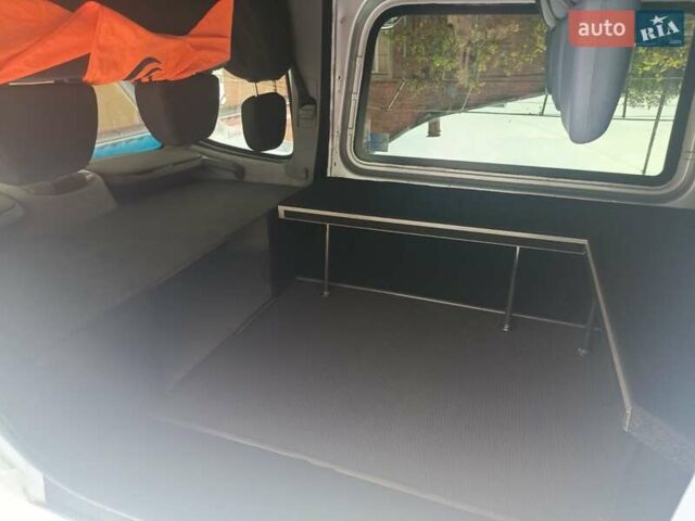 Сірий Мерседес Sprinter, об'ємом двигуна 3 л та пробігом 400 тис. км за 19600 $, фото 3 на Automoto.ua