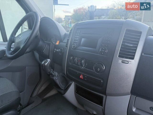 Мерседес Sprinter 2011 у Чернівцях на Automoto.ua Сірий Мерседес Sprinter, об'ємом двигуна 3 л та пробігом 460 тис. км за 17900 $, фото 10 на Automoto.ua