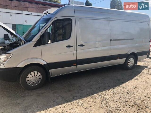 Серый Мерседес Sprinter, объемом двигателя 2.14 л и пробегом 280 тыс. км за 14999 $, фото 9 на Automoto.ua