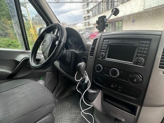 Сірий Мерседес Sprinter, об'ємом двигуна 3 л та пробігом 325 тис. км за 18300 $, фото 6 на Automoto.ua