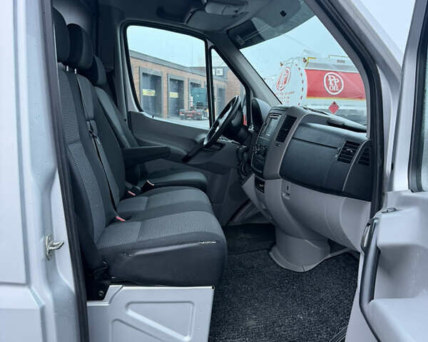 Сірий Мерседес Sprinter, об'ємом двигуна 2.99 л та пробігом 401 тис. км за 13500 $, фото 12 на Automoto.ua