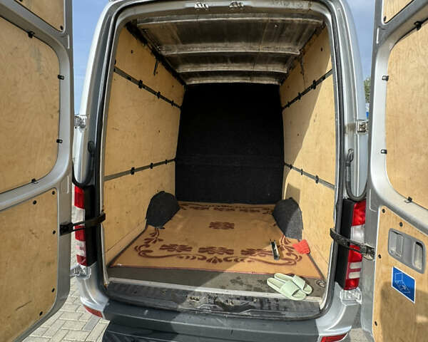 Сірий Мерседес Sprinter, об'ємом двигуна 2.1 л та пробігом 540 тис. км за 18300 $, фото 5 на Automoto.ua